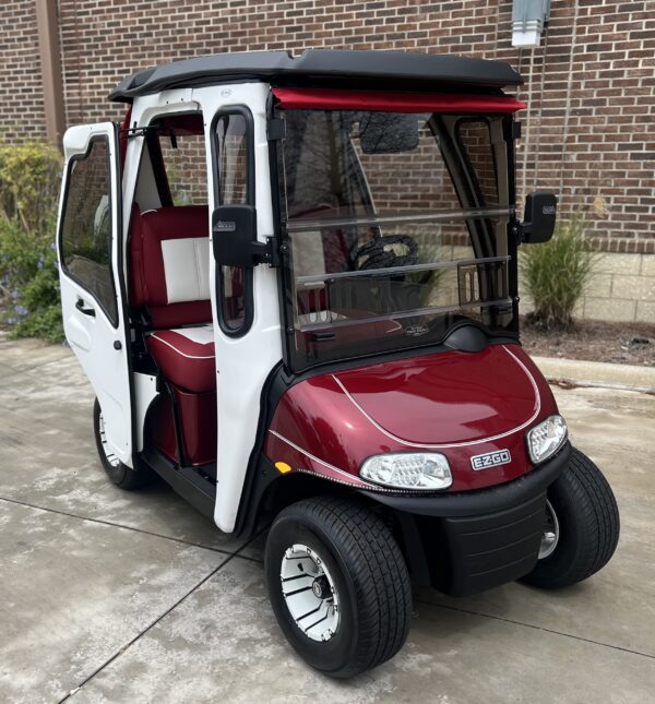 2019 E-Z-GO Freedom RXV Electric - Image 2